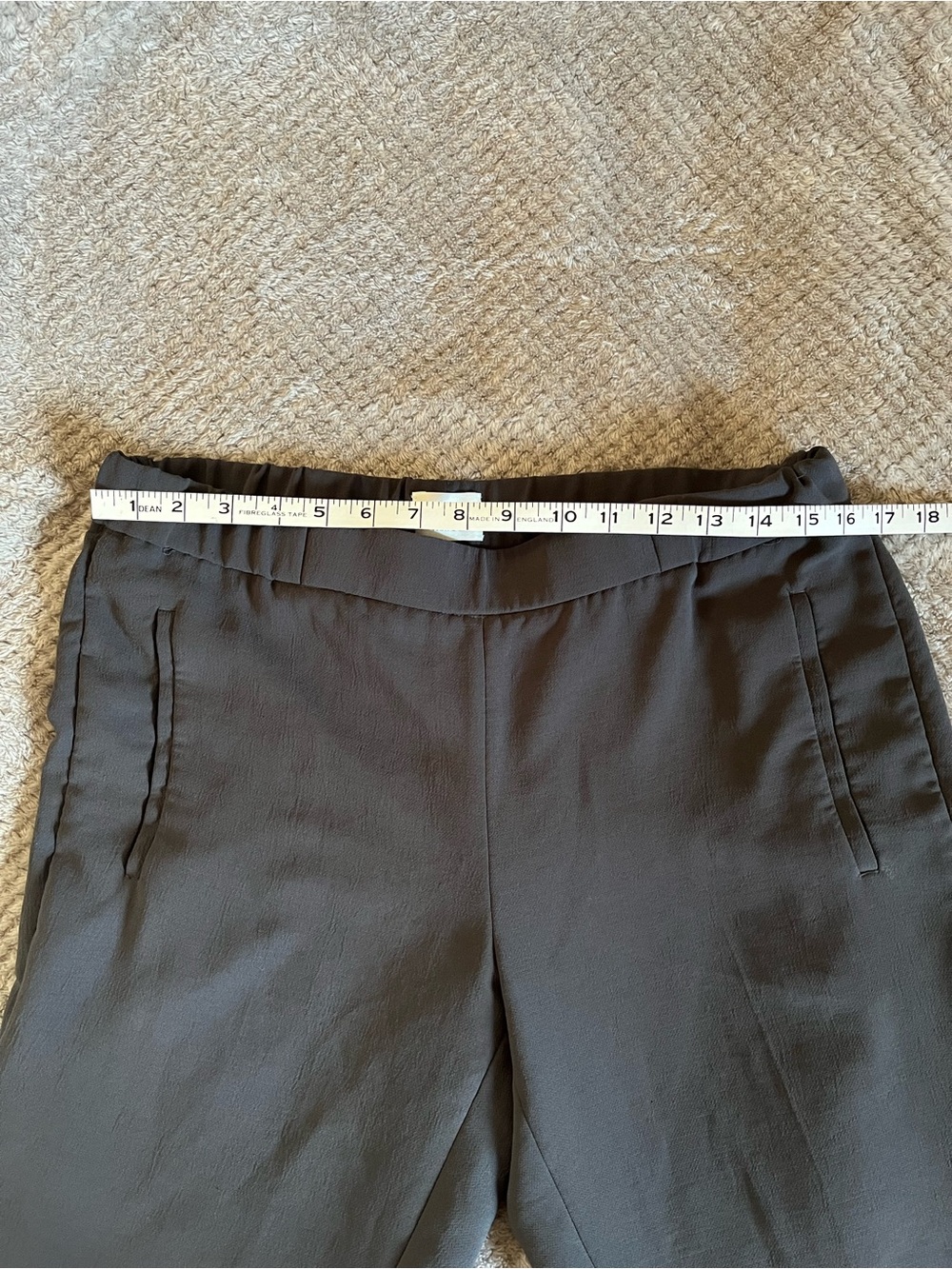 Aritzia Wilfred Darontal Cropped Crepe Trousers - Picture 8 of 10